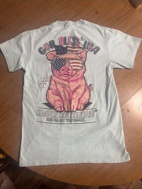 Simply Southern Light Blue Tee with Pink Patriotic Pig Graphic